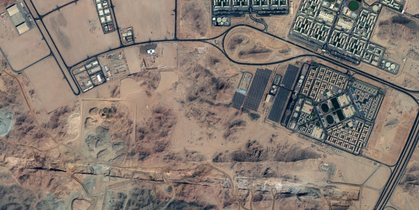 Estas exclusivas imagens de satélite mostram que a megacidade de ficção científica da Arábia Saudita está em rápido desenvolvimento