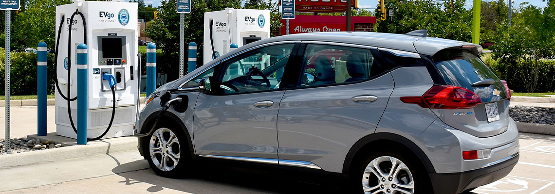 Os créditos fiscais para veículos elétricos acabaram nos EUA. E agora?