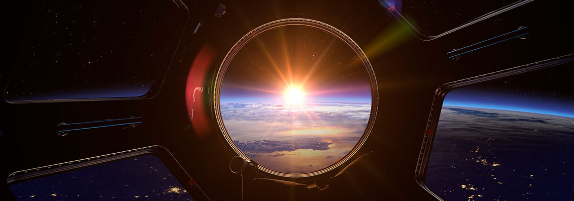 O astronauta que está treinando turistas para voar na primeira estação espacial comercial do mundo