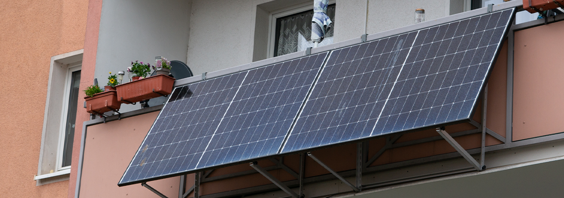 Energia solar de varanda: a geração distribuída vai caber no apartamento?